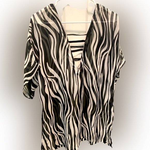 Peppermint Bay Other - NWT 🦓 Zebra Print Sheer Beach & Swimsuit Cover Up, size Small